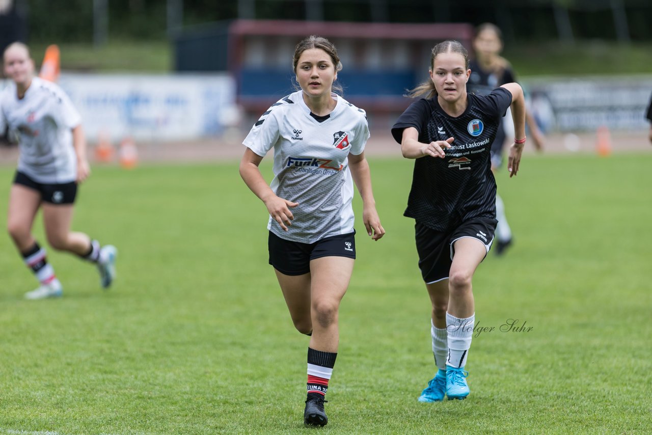 Bild 366 - Loewinnen Cup